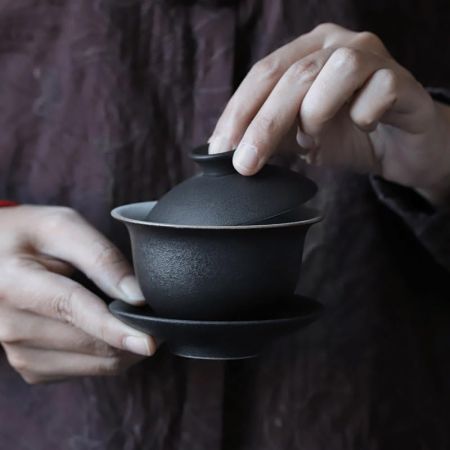 Black Pottery Covered Tea Cup Ceramic Tea Brewing Bowl
