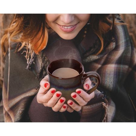 ECODECO Large Pottery Coffee Mug 24 Oz - Oversized Ceramic Cup with Big Handle - 1 Pcs (Blue to Tan)