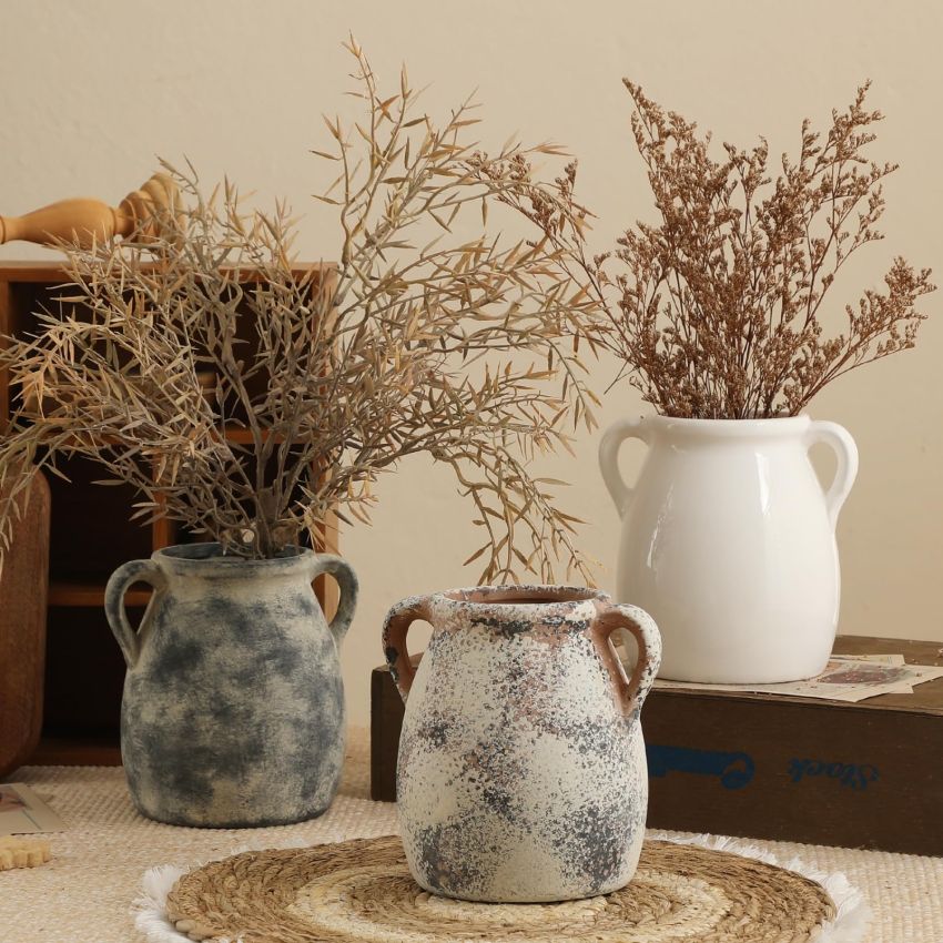 Ceramic Farmhouse Terracotta Vase, Vintage Pampas Grass Vase with 2 Handles, Boho Decor Decorative Vase, Rustic Vase for Home Decor, Living Room, Table, 6 Inch Black Vase