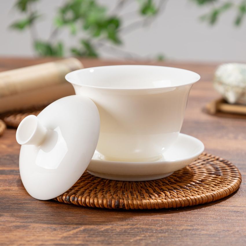 Classic China 6 Oz/ 180ml Gaiwan Tea Bowl Set,Dehua Suet Jade Porcelain Teacup for Brew Kung Fu Tea (White)
